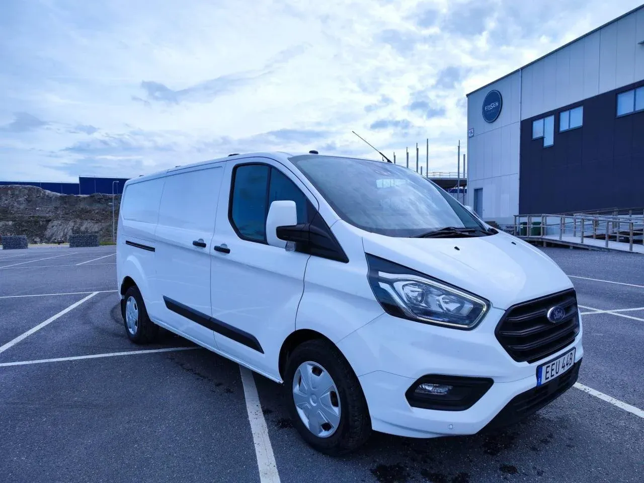 Ford Transit Custom L2 130hk Värmare Dragkrok SYNC-3 MOMS Image 2