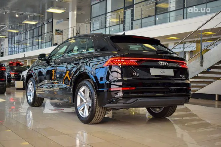 Audi Q8 50 TDI 8-Tiptronic quattro (286 л.с.) Image 3